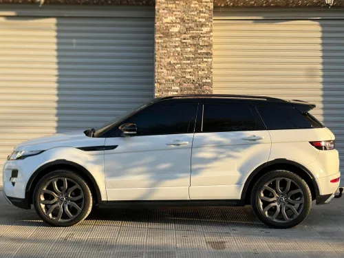 Rover Ivoque 2013 