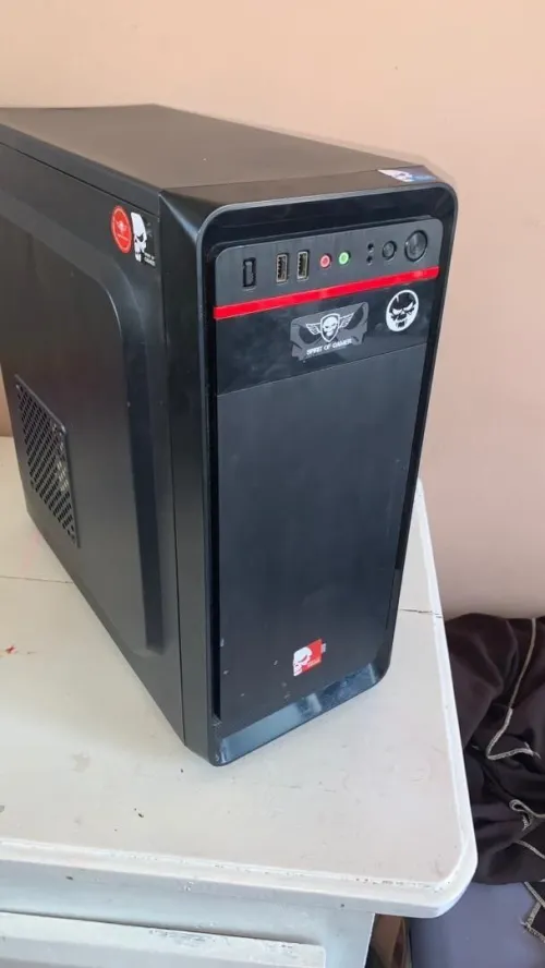 PC Gamer Intel Core i5-4590 / RX 570 4Go / 8Go RAM / SSD 128Go + HDD 2To