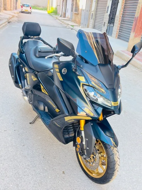 Yamaha cart gris safia Tmax 562 2023