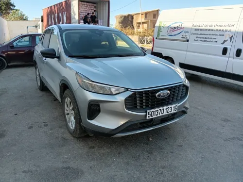 Ford Escape 2023 Act
