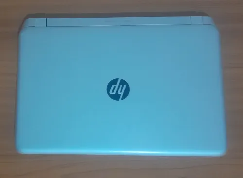HP Pavilion 15 AMD a10 5eme génération 