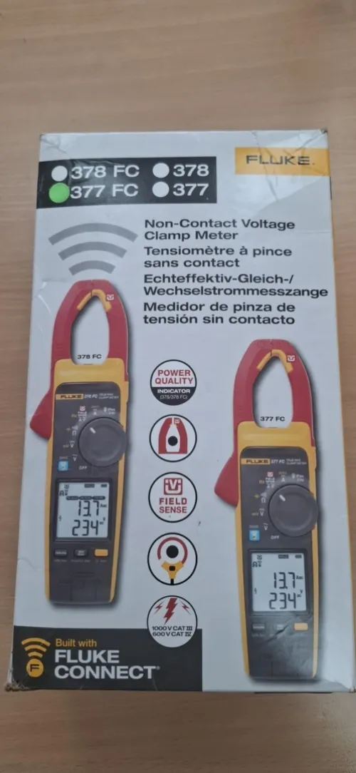 Pinces multimètres Fluke 377 FC TRMS AC/DC sans contact avec iFlex
