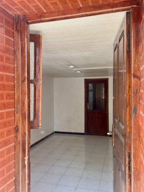 Location Local Mostaganem Mostaganem