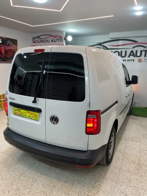 Volkswagen Caddy 2018 Business