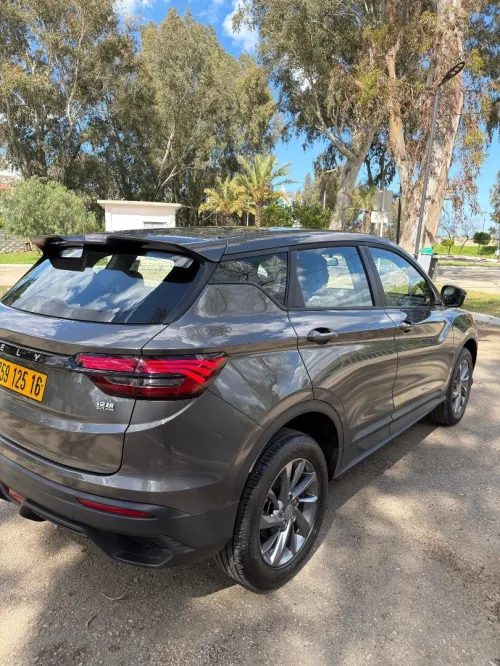 Geely Coolray 2025 