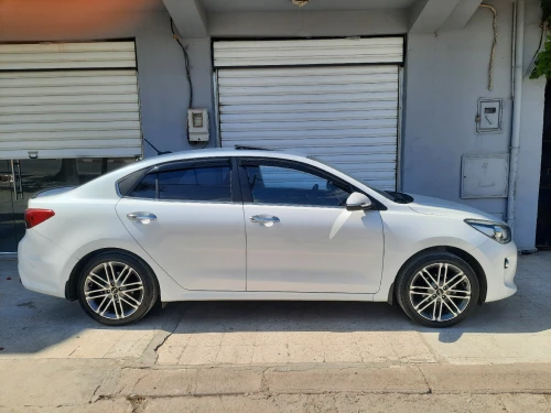 Kia Rio 2021 EX
