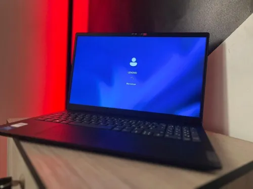 LENOVO V15 G4 i5 13420H 8GB 512GB 15.6 FHD