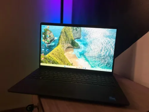 Dell Inspiron 15 3520