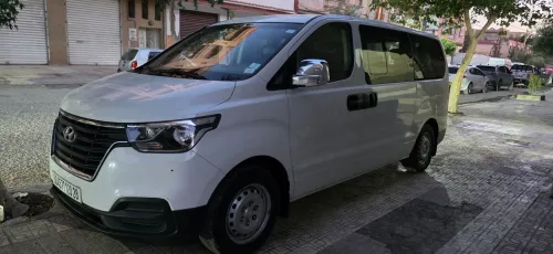 Hyundai H1 2020 vitré 8P