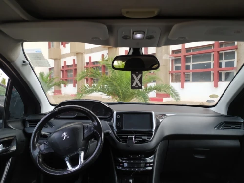 Peugeot 208 2012 Allure