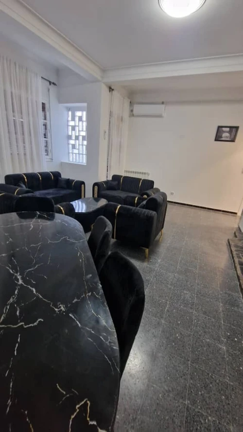 Location Appartement F4 Alger Hydra