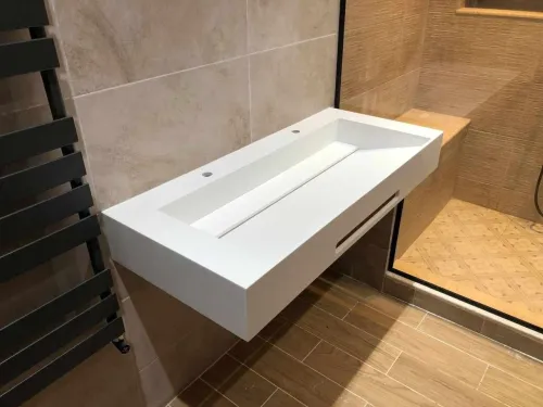vasque incliné en solid surface CORIAN sur-mesure