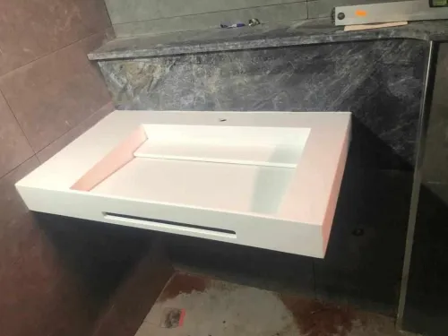 vasque incliné en solid surface CORIAN sur-mesure