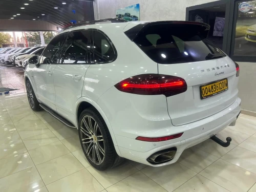 Porsche Cayenne 2020 