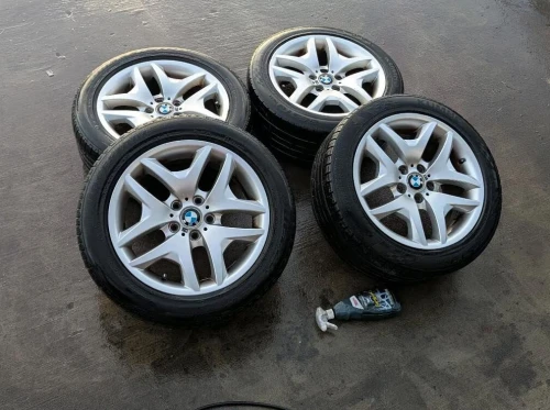 Jantes BMW X3 E83 avec pneus