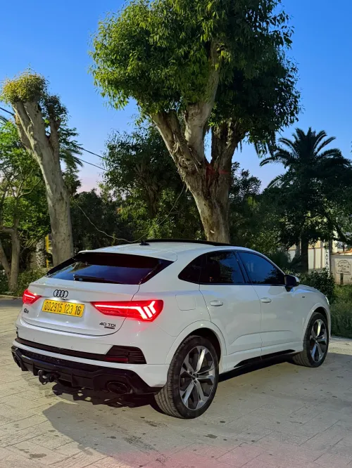 Audi Q3 2023 S Line