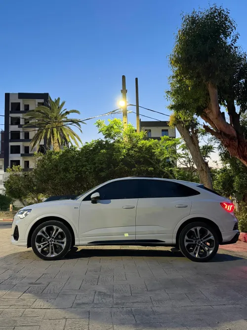 Audi Q3 2023 S Line