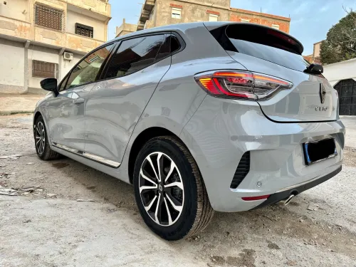 Renault Clio 2024 Intense