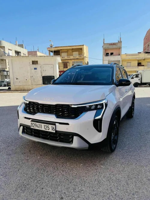 Kia Sonet  2025 Luxry