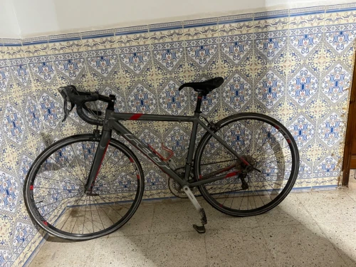 Velo felt course carbon