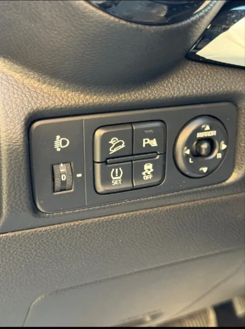 Kia KX1 2025 Luxury