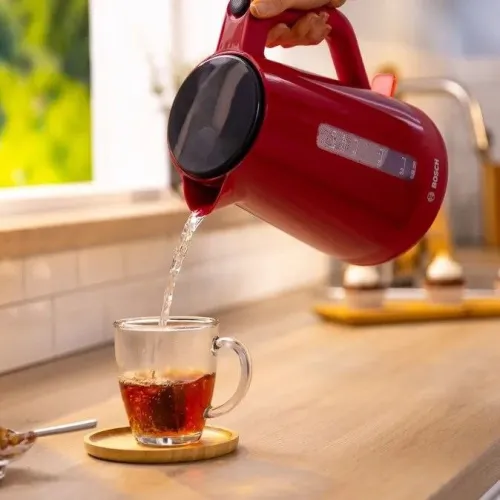 Bouilloire Électrique BOSCH Sans Fil - 1.7L 2400W avec Filtre Anti Calcaire Rouge - غلاية كهربائية