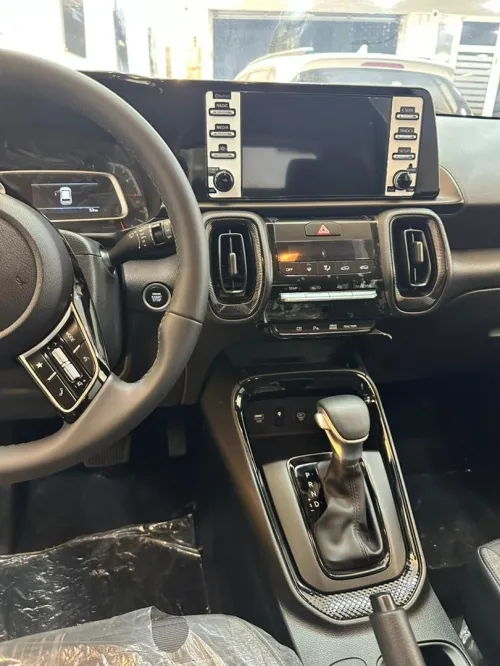 Kia Sonet  2025 Premium