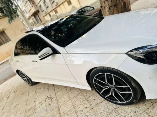 Mercedes Classe E 2015 Technologie +