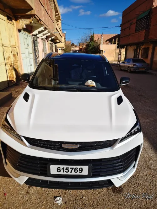 Geely Coolray 2025 181 chv
