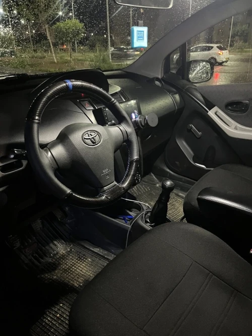 Toyota Yaris 2010 