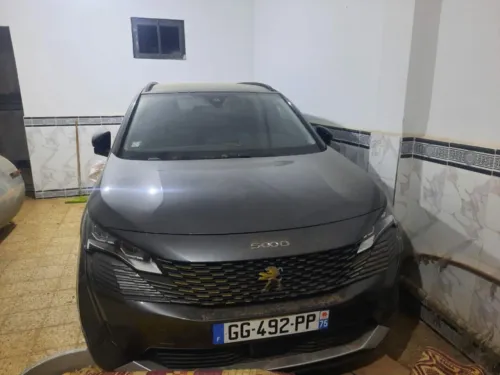 Peugeot 5008 2022 