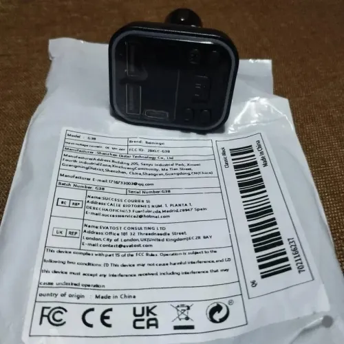 مشغل MP3  شاحن سيارة  كيت بلوتوث Chargeur sans fil + MP3 et Bluetooth intégré Lecture depuis clé USB