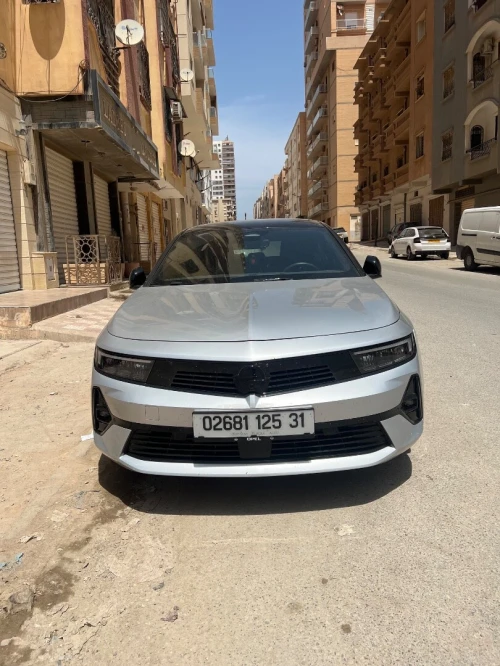 Opel Astra 2025 