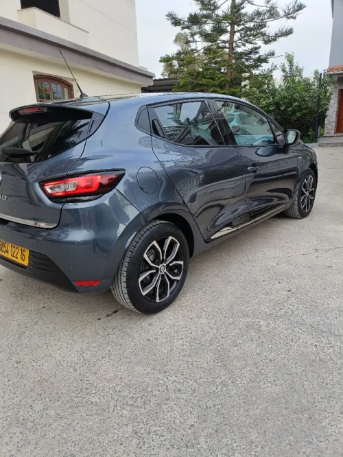 Renault Clio 4 2022 Limited 2