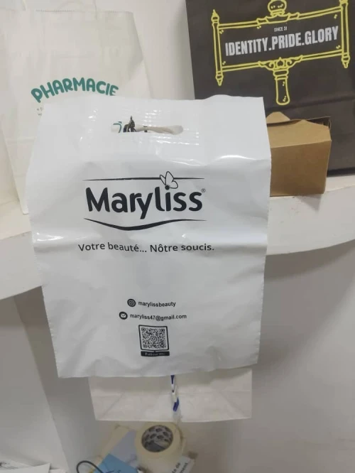 des sacs de shopping personalisés (sac en plastique, tnt , en carton ou en tissu )