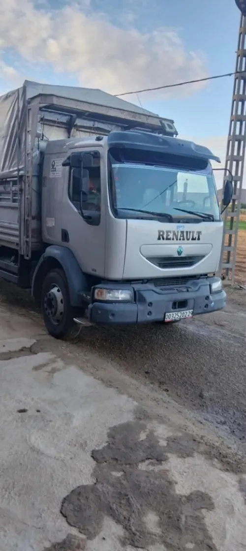 Renault Midlum 210 2002
