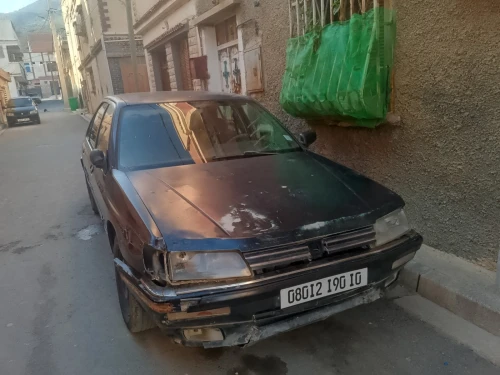 Peugeot 605 1990 605