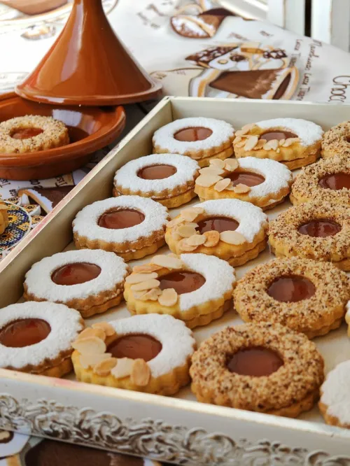 Gâteaux traditionnels et orientales حلويات تقليدية و عصرية
