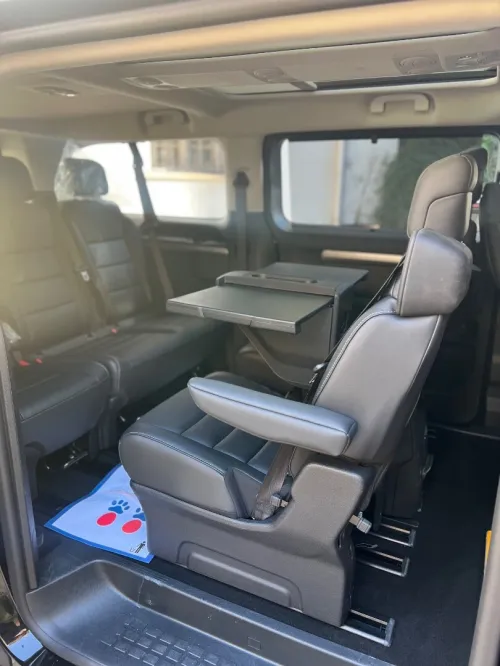 Peugeot Traveller 2025 VIP