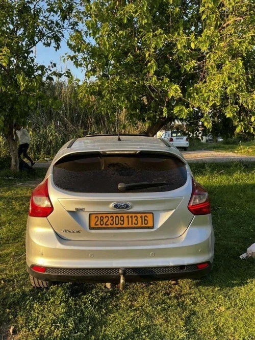 Ford Focus 4 portes 2013 Titanium