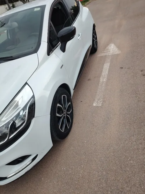 Renault Clio 4 2018 Limited 2