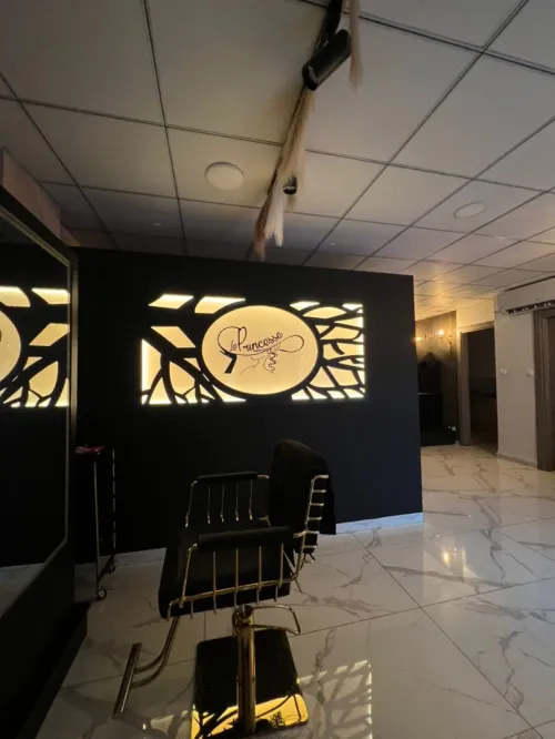 locale en location avec le matériel en vente
