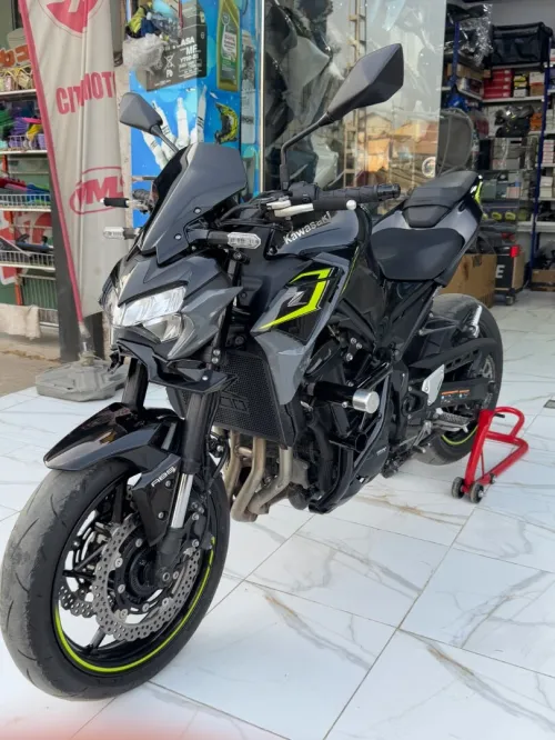 kawazaki z900 2024