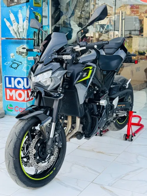 kawazaki z900 2024