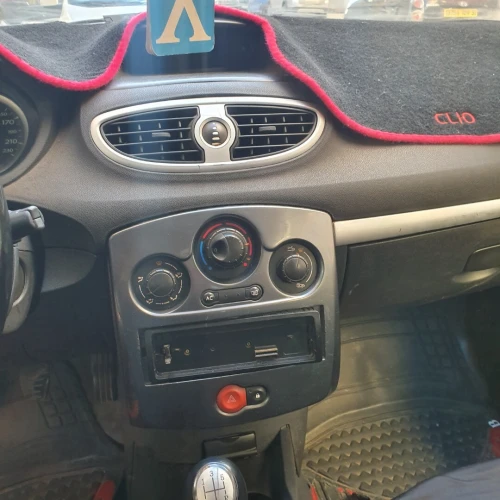 Renault Clio 3 2012 Night and Day