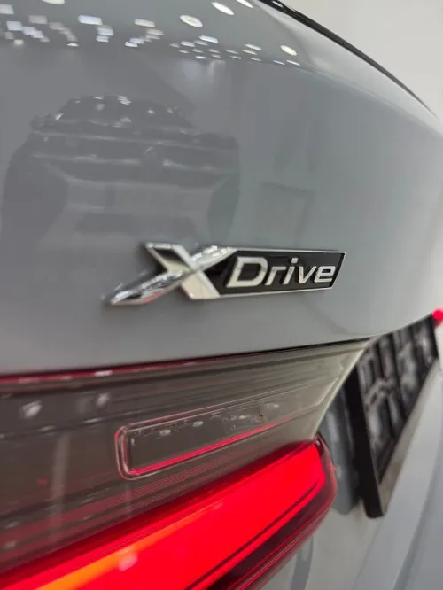 BMW Série 3 2025 SAFIA