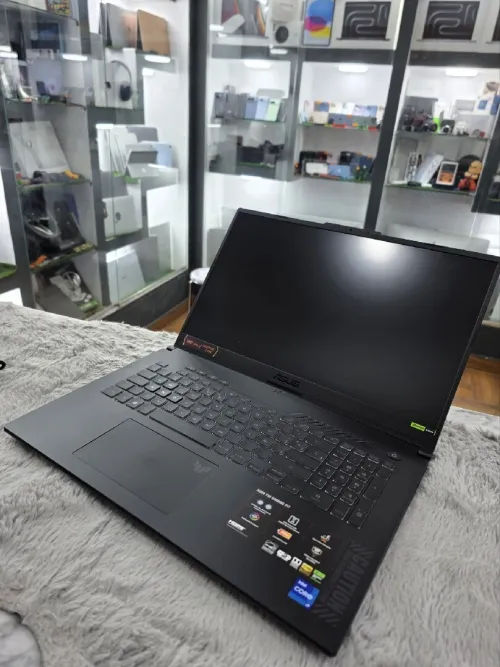 Asus Tuf Gaming F17 i7 13em 32GB 1Tb RTX4060 8GB GDDR6