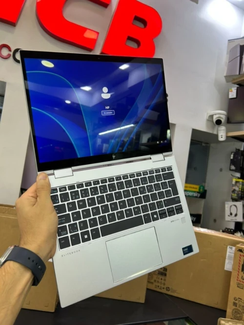 HP ELITEBOOK X360 830 G11 2-IN-1 Intel Core Ultra 7 165U RAM 32GB DDR5 512GB ECRAN 13" FHD+ TACTILE