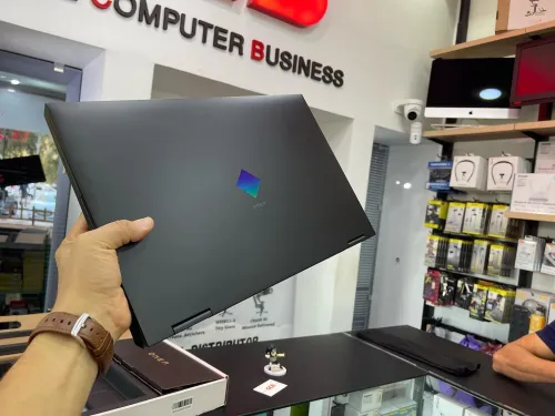 HP OMEN 17 ck0014nf Intel Core i7-11800H 24 Mo cache, 4,60 GHz 16GB 1TB SSDRTX3080 16GB 17.3" 165Hz
