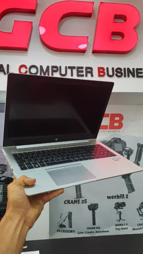 HP ELITEBOOK 850 G5 Intel® Core™ i5-8350U 6 Mo de cache, jusqu'à 3,60 GHz 8GO 256SSD 15.6"